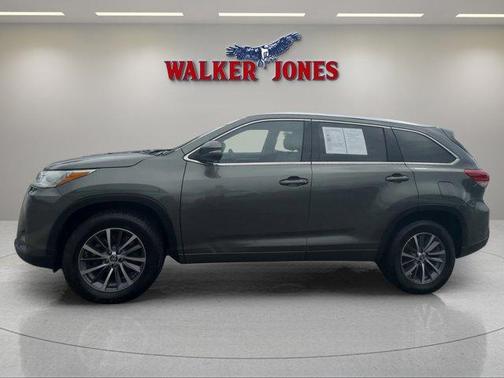 2018 Toyota Highlander 