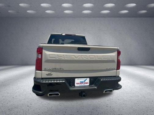 White Sand 2026 Chevrolet Silverado 1500 Custom Trail Boss
