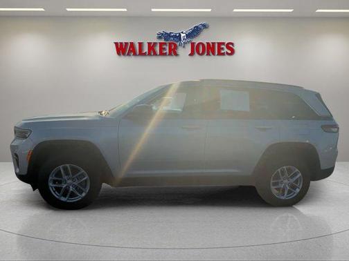 2024 Jeep Grand Cherokee Laredo X