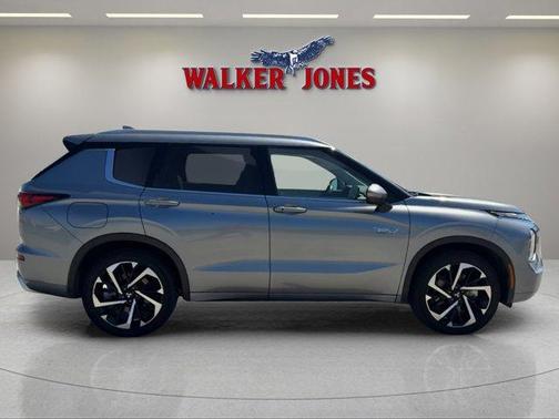 2024 Mitsubishi Outlander PHEV SEL