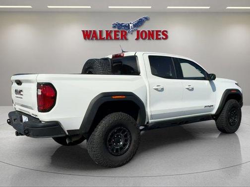 2024 GMC Canyon AT4X