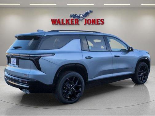 Sterling Gray Metallic 2026 Chevrolet Traverse RS