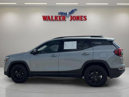 2024 GMC Terrain AT4