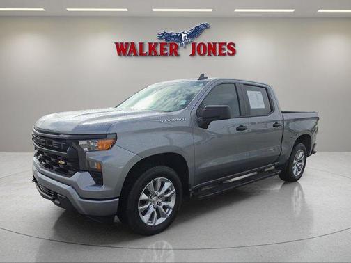 Sterling Gray Metallic 2024 Chevrolet Silverado 1500 Custom