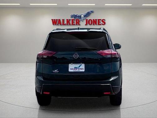 Obsidian Green 2026 Nissan Rogue Dark Armor
