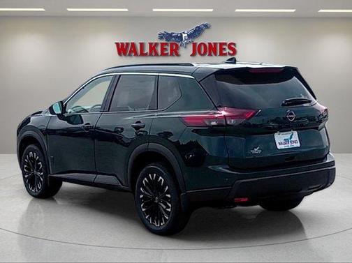 Obsidian Green 2026 Nissan Rogue Dark Armor