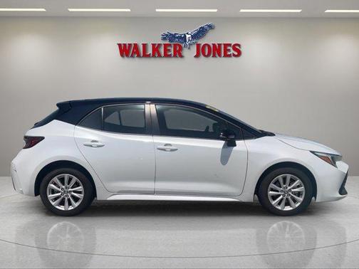 2023 Toyota Corolla Hatchback SE