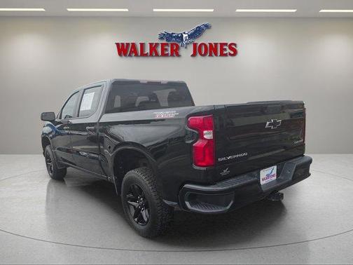Black 2022 Chevrolet Silverado 1500 Limited Custom Trail Boss