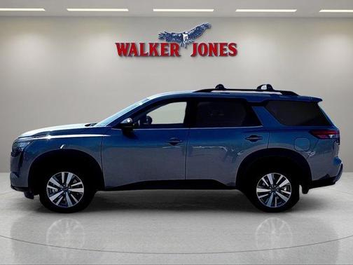 Gun Metallic 2026 Nissan Pathfinder SL