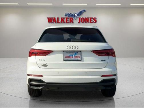 2023 Audi Q3 45 S line Premium