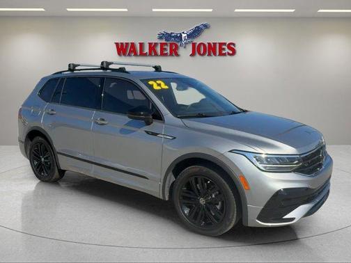 2022 Volkswagen Tiguan 2.0T SE R-Line Black