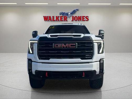 2024 GMC Sierra 2500 AT4