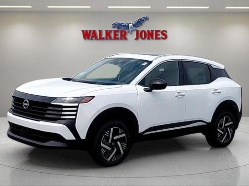 Fresh Powder 2026 Nissan Kicks SV