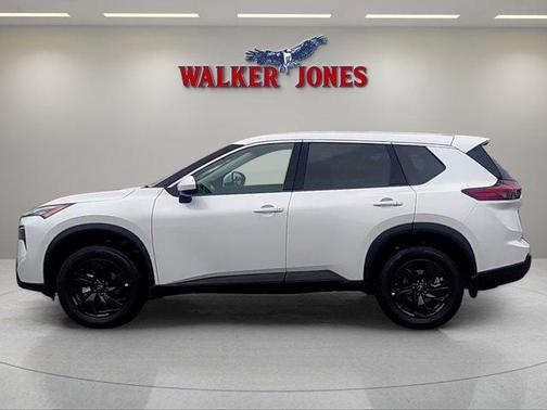 Everest White P 2026 Nissan Rogue SV
