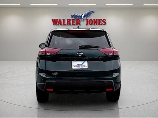 Obsidian Green 2026 Nissan Rogue Dark Armor