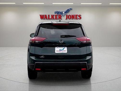 Obsidian Green 2026 Nissan Rogue Dark Armor