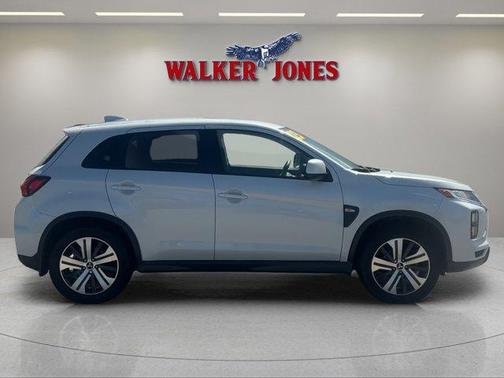 2023 Mitsubishi Outlander Sport LE