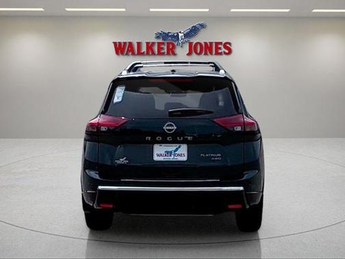 Obsidian Green 2026 Nissan Rogue Platinum