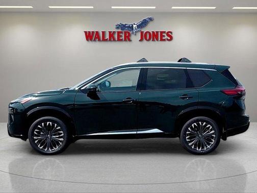 Obsidian Green 2026 Nissan Rogue Platinum