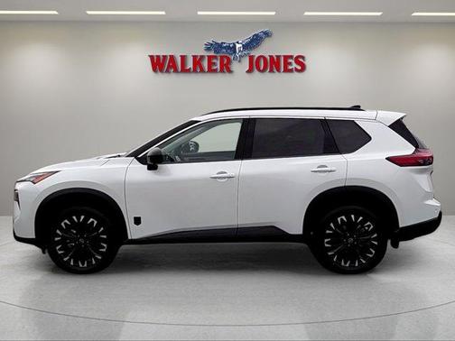 Everest White P 2026 Nissan Rogue Dark Armor