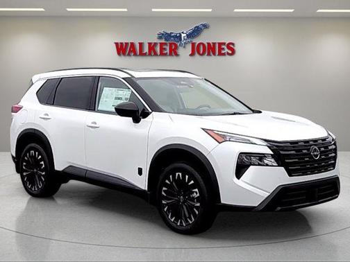 Everest White P 2026 Nissan Rogue Dark Armor
