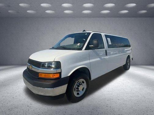 Summit White 2024 Chevrolet Express 3500 LT