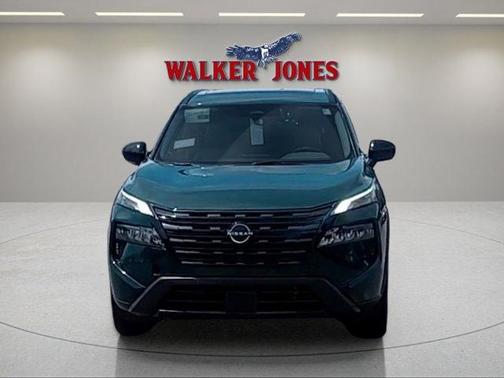 Obsidian Green 2026 Nissan Rogue Dark Armor