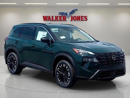 Obsidian Green 2026 Nissan Rogue Dark Armor