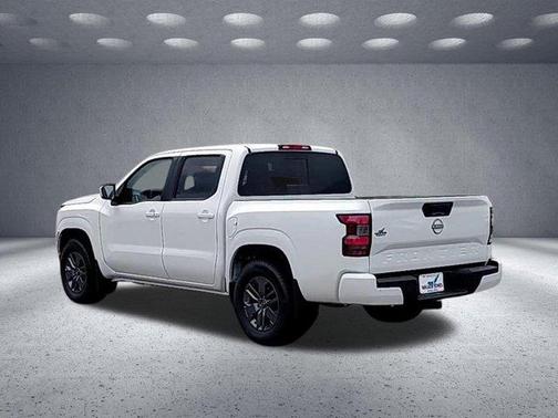 Glacier White 2026 Nissan Frontier SV