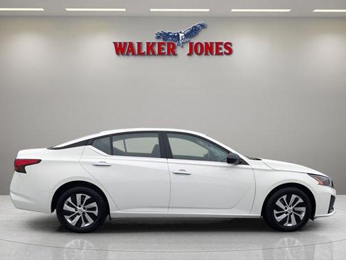 2025 Nissan Altima S