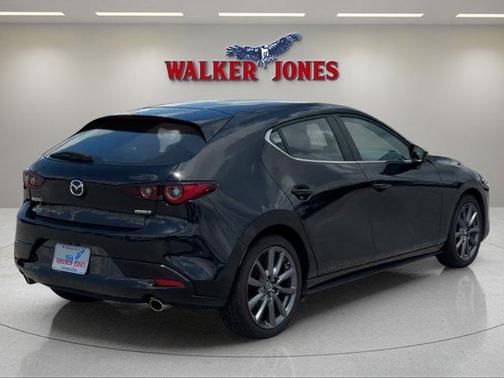2023 Mazda Mazda3 FWD w/Preferred Package