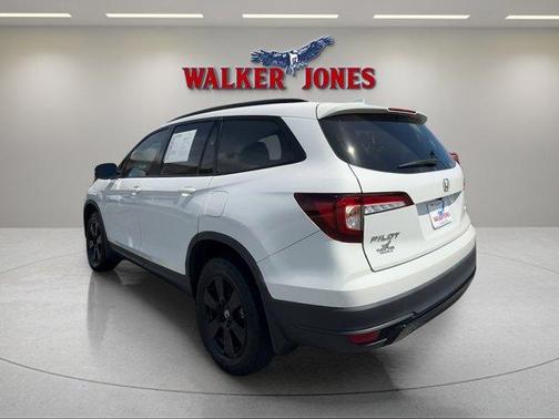 White 2022 Honda Pilot Sport