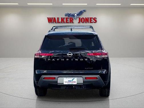 Black 2026 Nissan Pathfinder Platinum