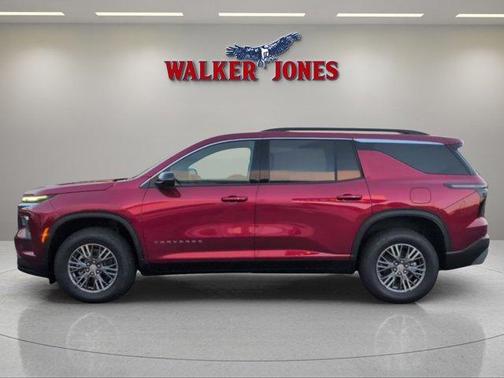 Radiant Red 2026 Chevrolet Traverse LT