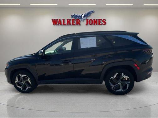 Black Pearl 2024 Hyundai TUCSON Limited