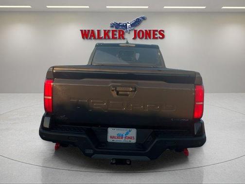 2025 Toyota Tacoma Hybrid TRD