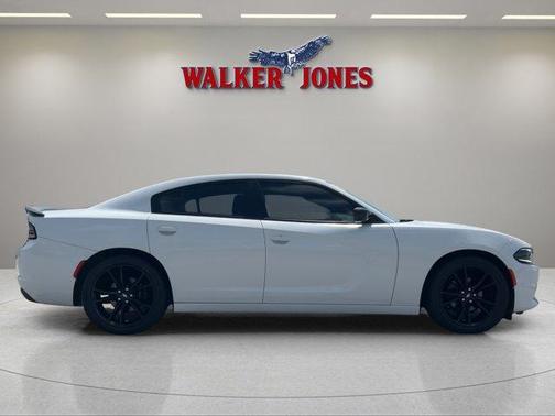 2018 Dodge Charger SXT
