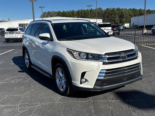 2018 Toyota Highlander 