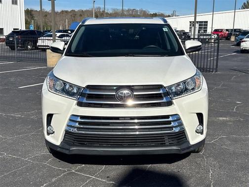 2018 Toyota Highlander 