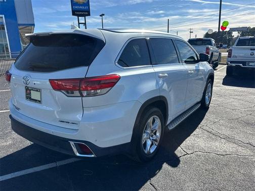 2018 Toyota Highlander 