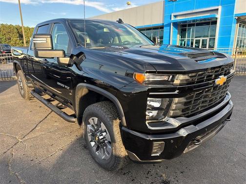 2026 Chevrolet Silverado 2500 Custom