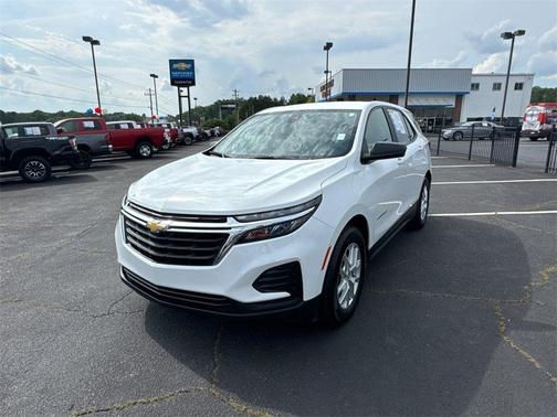 2023 Chevrolet Equinox LS