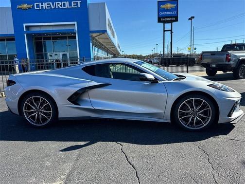 2026 Chevrolet Corvette Stingray w/2LT