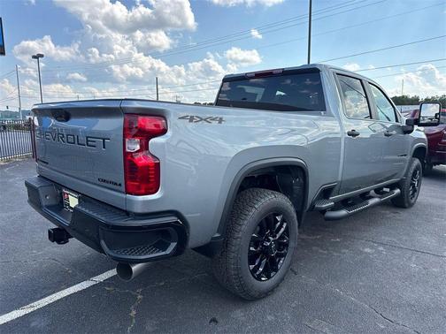 2025 Chevrolet Silverado 2500 Custom