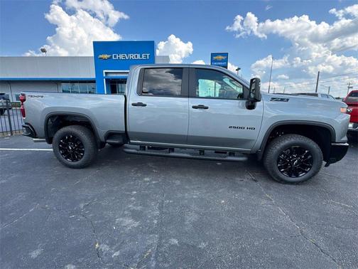 2025 Chevrolet Silverado 2500 Custom