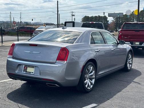 2018 Chrysler 300 Limited