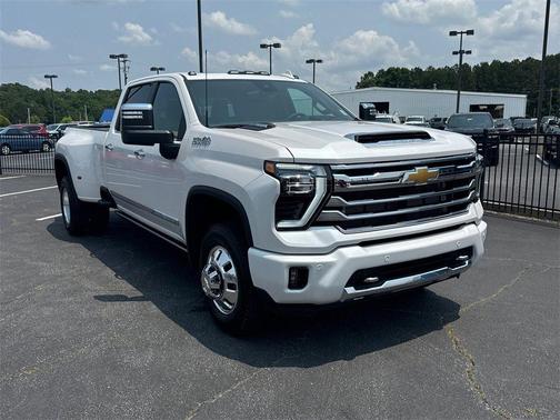 2025 Chevrolet Silverado 3500 High Country
