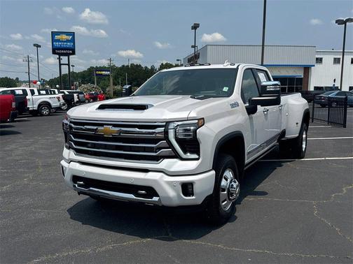 2025 Chevrolet Silverado 3500 High Country