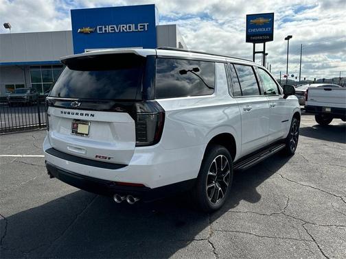2025 Chevrolet Suburban RST