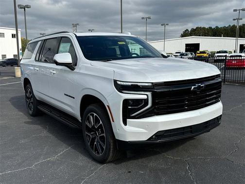 2025 Chevrolet Suburban RST